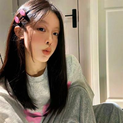 黄昏时分、牵着手