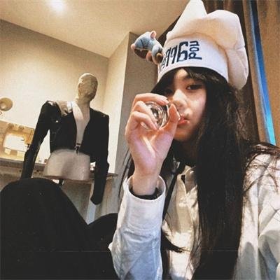 裴教授，重生夫人她超好命